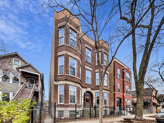 2nd image of 2151 W Ohio St #1W