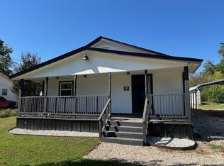 924 Kaufman St S, Mount Vernon, TX 75457