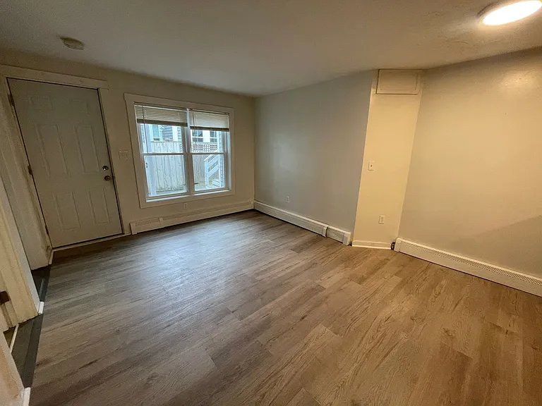 46 W Central Ave — Photo 6