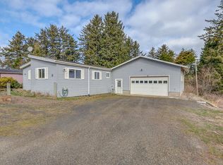 179 NE 57th St, Newport, OR 97365