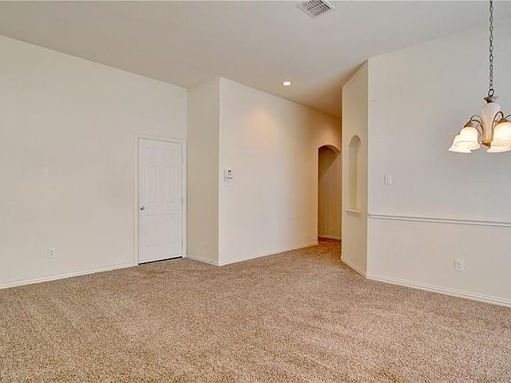 2nd image of 1335 Clearwater Dr