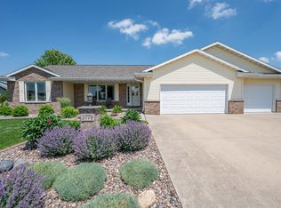 1774 Sandy Springs Rd, De Pere, WI 54115