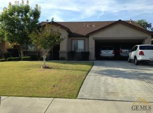 2504 Basque Hills Dr, Bakersfield, CA 93313