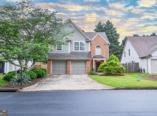 2305 Ashton Dr, Roswell, GA 30076