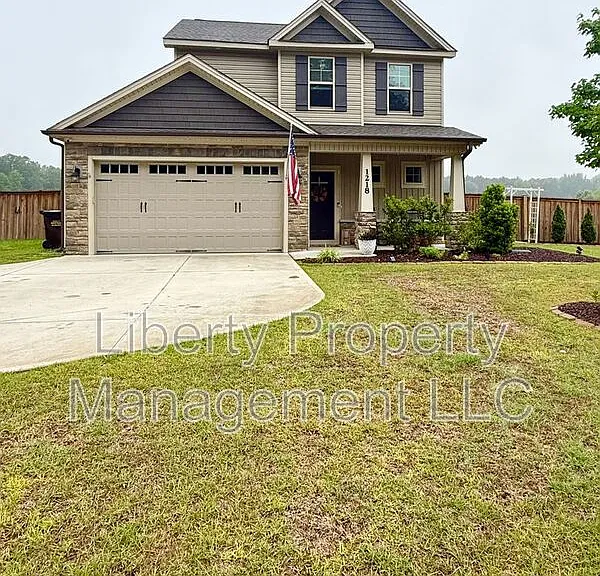 1218 Hayes Rd — Photo 1