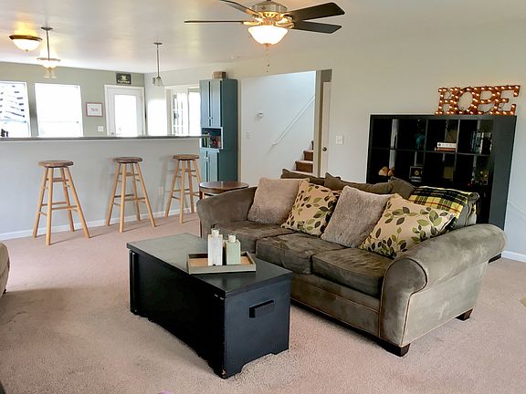 4th image of 7588 Mountain Pine Dr NE