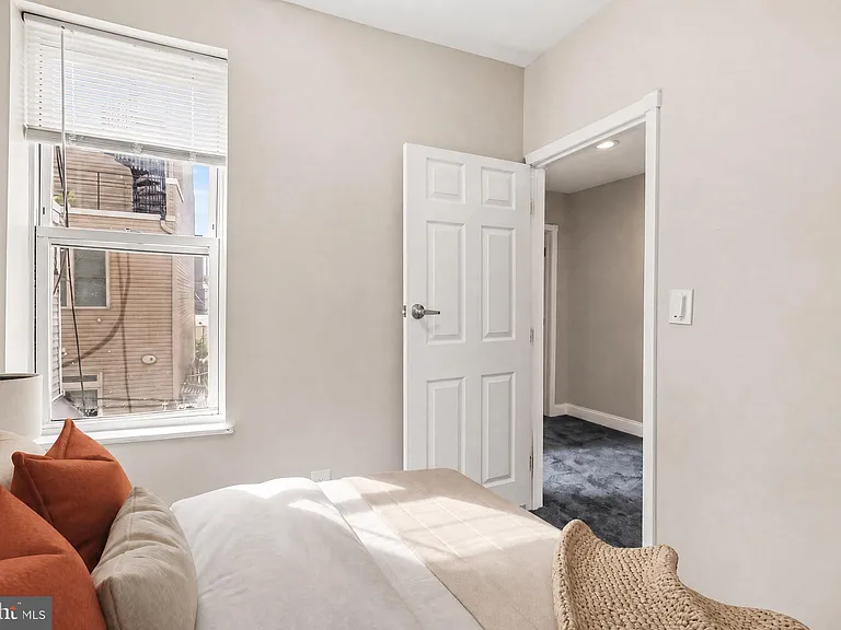 2238 Oakford St — Photo 23