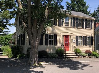 5 Abbot St, Marblehead, MA 01945