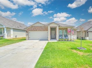 2036 Chief St, Bryan, TX 77807