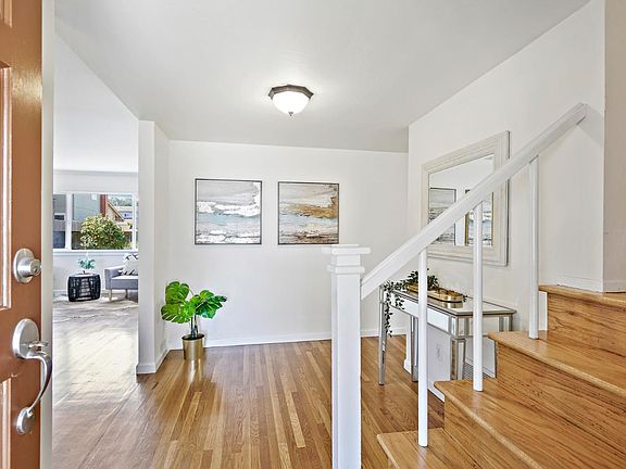 3rd image of 2520 Wexford Ave