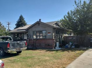 2405 W Cambridge Dr, Visalia, CA 93277