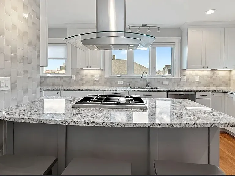 8 Putnam Rd #6 — Photo 1