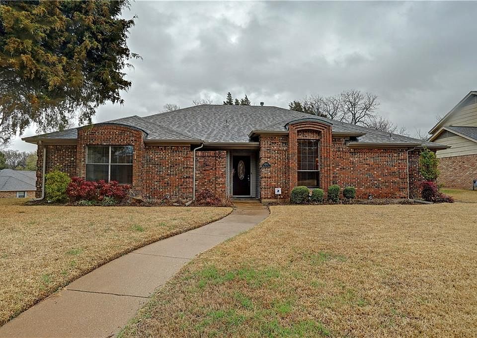 1st image of 1003 Briar Hill Cir