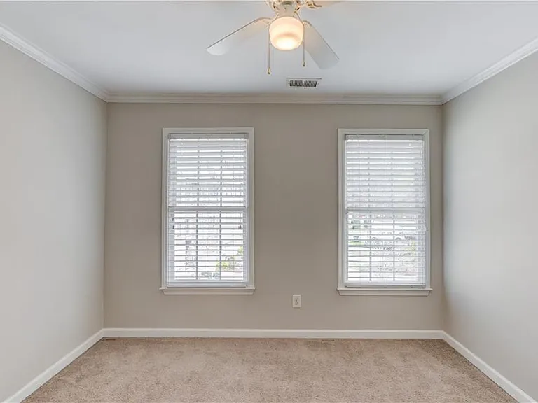 11007 Lorin Way — Photo 25
