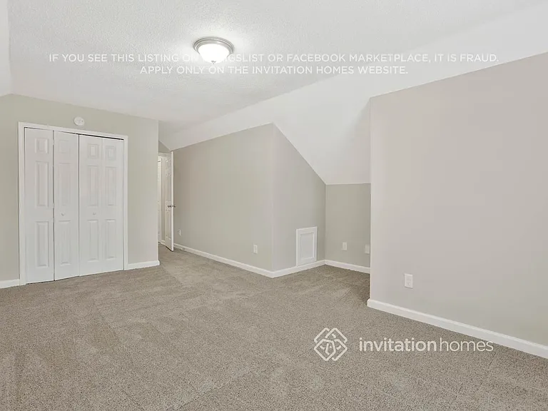 6530 Lake Mill Ct — Photo 8