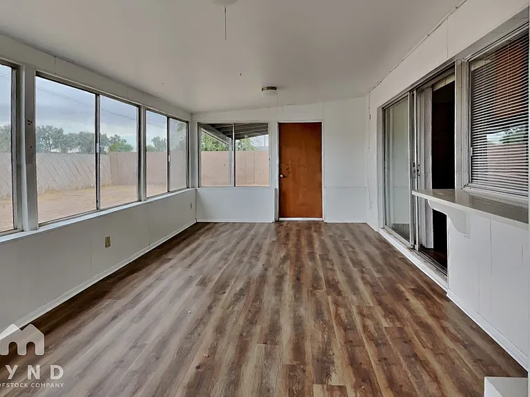 4102 W Camino Acequia — Photo 10