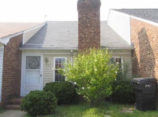 1592 Crescent Pointe Ln, Virginia Beach, VA 23453