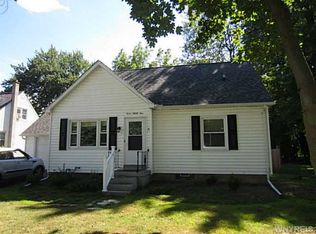 1281 Smith Rd, East Amherst, NY 14051