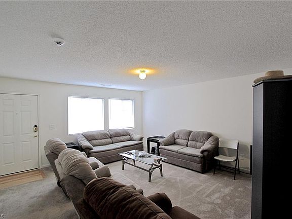 4th image of 5704 Hidden Lake Dr