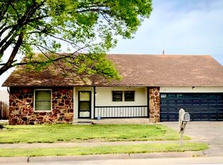 400 W Vicksburg St, Broken Arrow, OK 74011