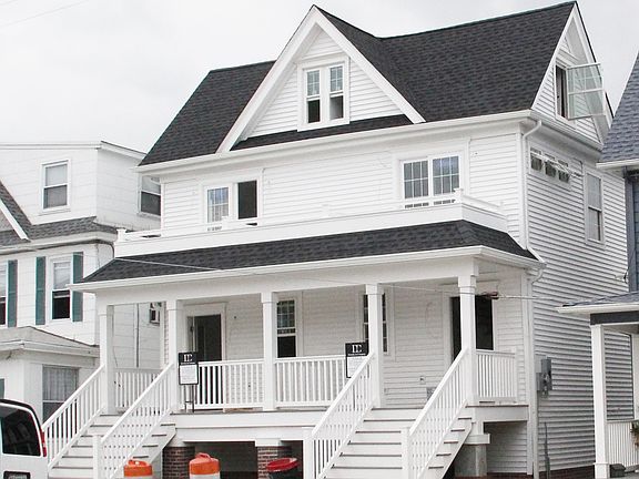 2nd image of 1214 Bay Ave