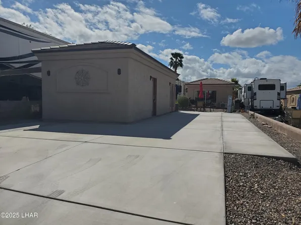 1905 Victoria Farms Rd #386, Lake Havasu City, AZ 86404