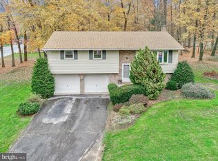 5253 Bossler Rd, Elizabethtown, PA 17022