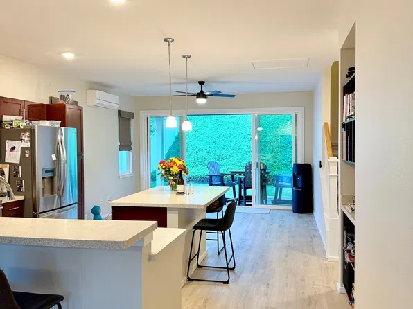 131 Ka Ikena Loop, Wailuku, HI 96793