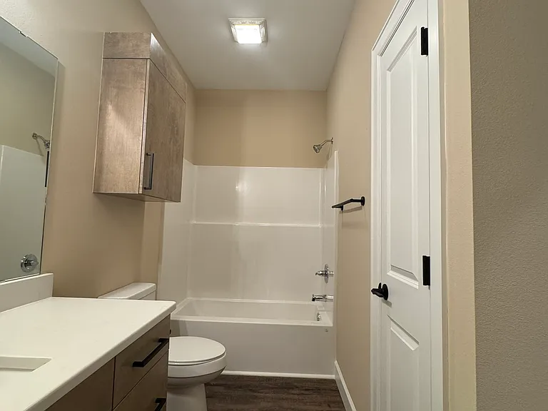 1308 Jackson Ave — Photo 6