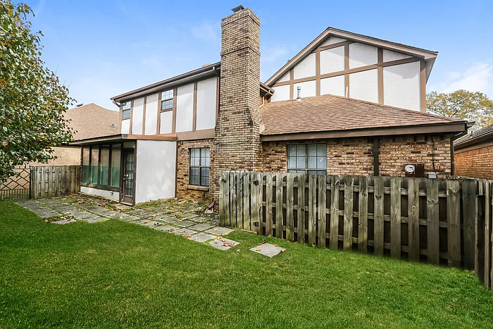 317 Wicklow Cv — Photo 10