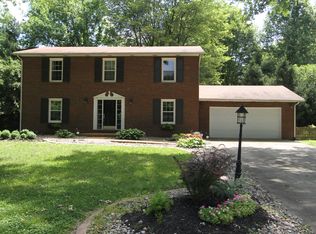 23 Ginger Ridge Ln, Glen Carbon, IL 62034