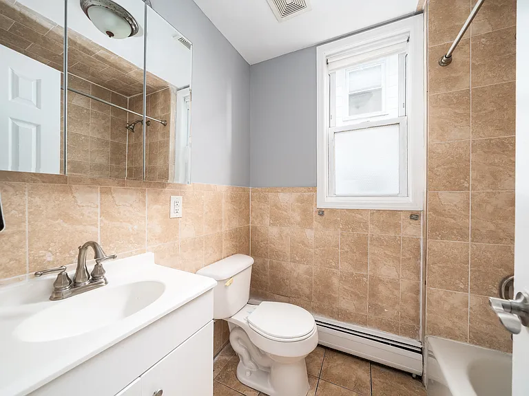 418 Liberty Ave #1S — Photo 11