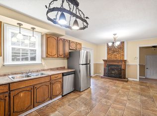 2107 Seven Mile Ferry Rd, Clarksville, TN 37040