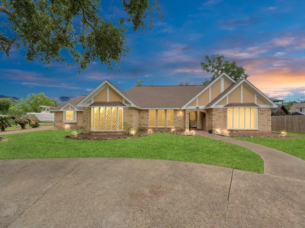 2514 Loganberry Cir, Seabrook, TX 77586