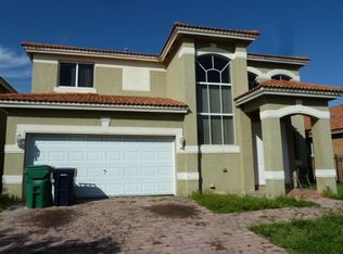 9255 SW 209th Ter, Cutler Bay, FL 33189