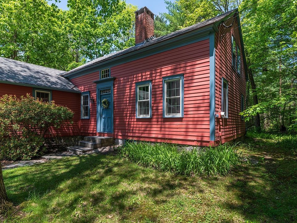 1st image of 266 Turners Falls Rd