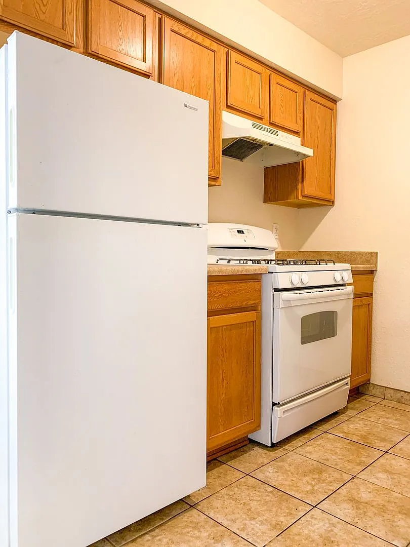 2-Bedroom Apartments with Lots of Storage — Photo 3