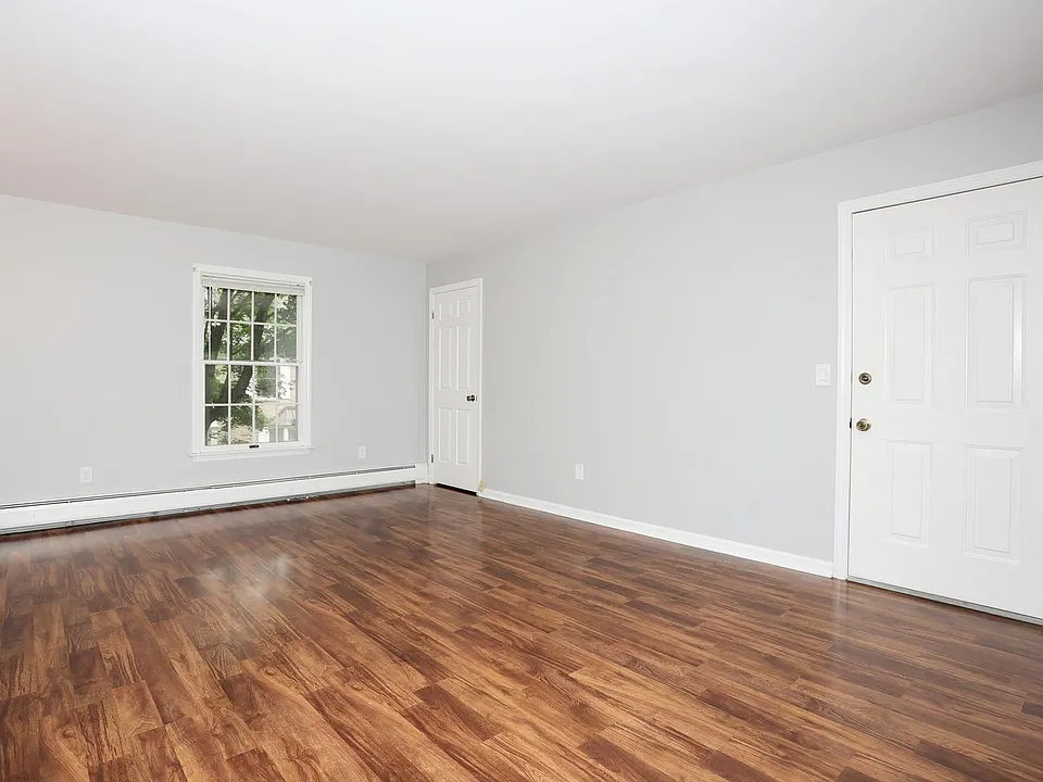 117 S Maple Ave #B