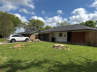 8733 Lugary Dr, Houston, TX 77074