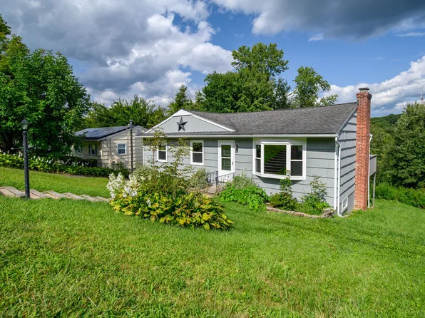 9 Clearview Drive, Brookfield, CT 06804