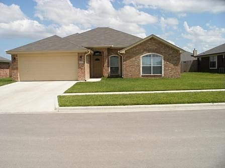 1st image of 2508 Wisteria Ln