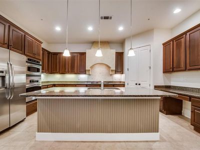 555 Via Amalfi APT 202, Irving, TX, 75039