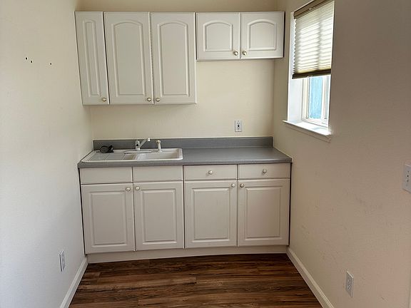 5th image of 2485 Ponderosa St #1