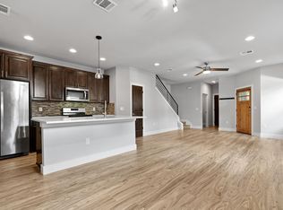 1125 Walton Ln UNIT F, Austin, TX 78721