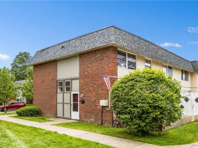 235 College Park Dr, Coraopolis, PA, 15108