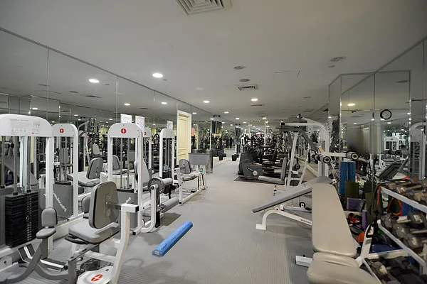 Rented by Douglas Elliman | media 21