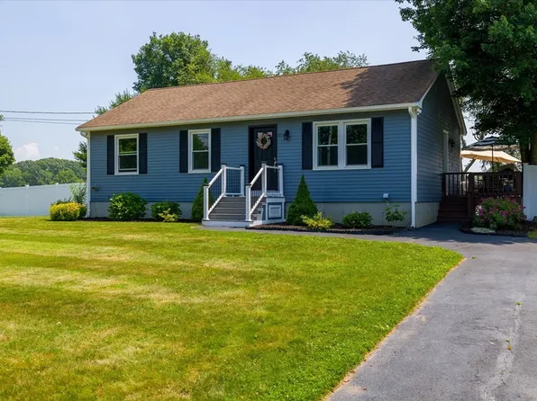 80 Joanne Ln, Swansea, MA 02777