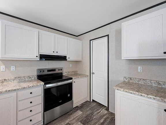 5th image of 305 W Buell Dr #50A
