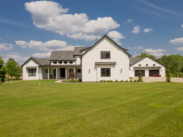 7433 S 3rd St, Mattawan, MI 49071