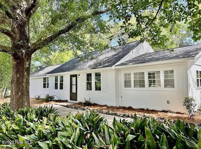 1st image of 623 Pershing Drive